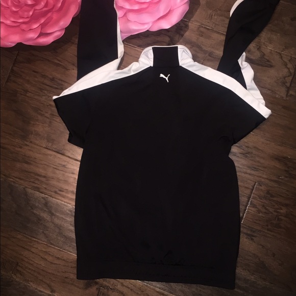 LIKE NEW PUMA JACKET☀️☀️🌟🌟 - Picture 2 of 2